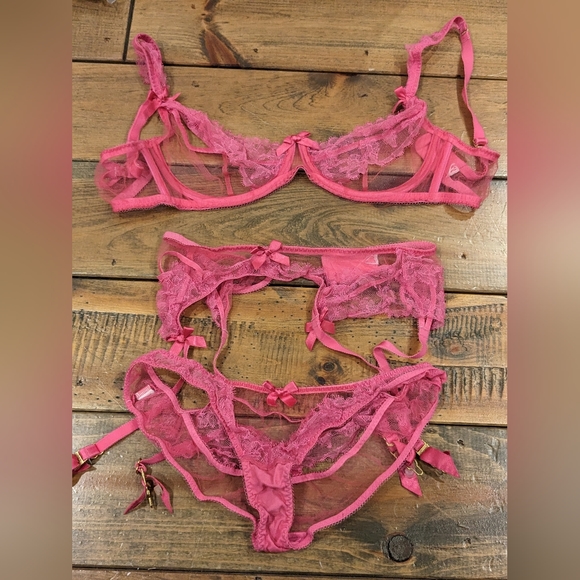 Agent Provocateur Willa lingerie set - Picture 2 of 2